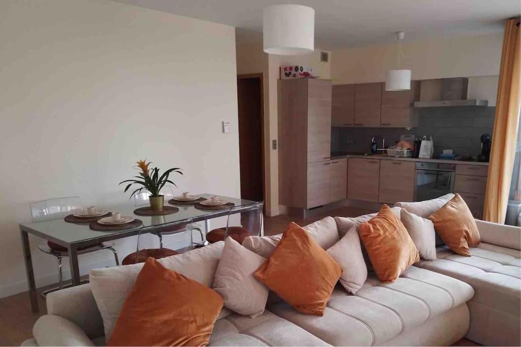 Beautiful 2Br/2Bar Apartement In European District Bryssel Exteriör bild