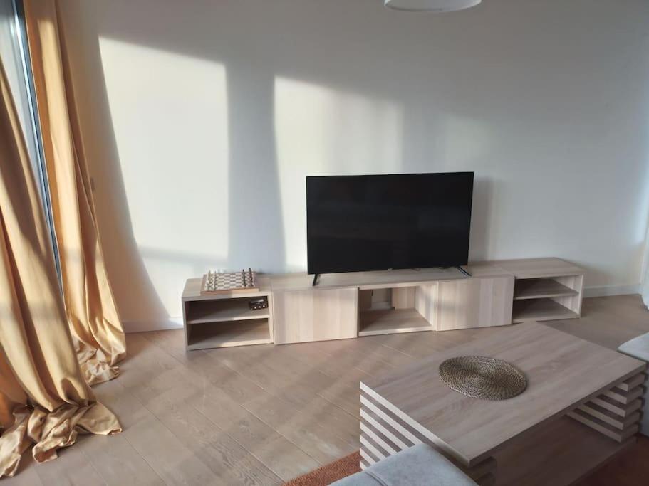 Beautiful 2Br/2Bar Apartement In European District Bryssel Exteriör bild